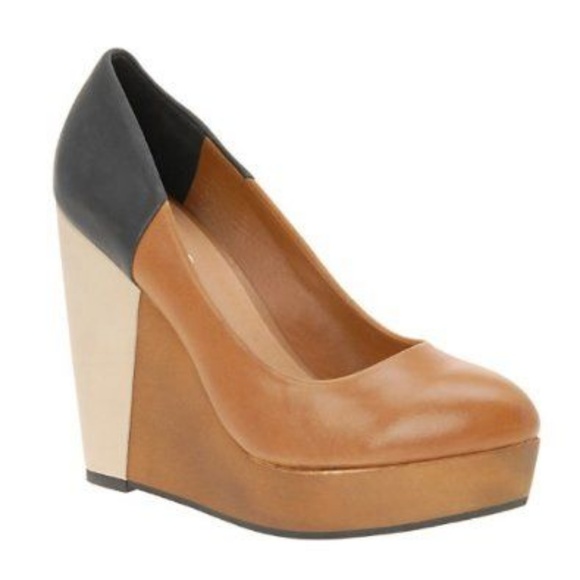 Aldo Colorblock Black White leather wedges 37/7 - Picture 1 of 7